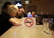 Алкоголь, по мнению депутатов Государственной Думы РФ, предпочтительнее сигарет