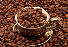 История бодрящего напитка кофе