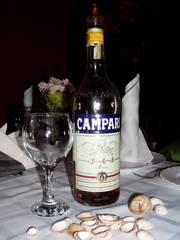 Горький итальянский аперитив «Campari»